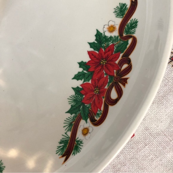 60's Japan Poinsettia Chips and Dip Tray - Christmas Platter - Holiday Serving - Picture 6 of 9